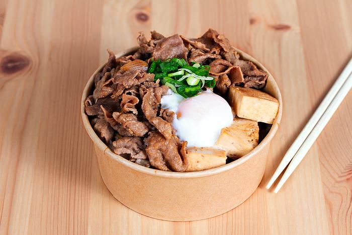 Sukiyakidon (すき焼き)