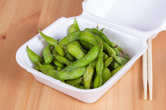 Edamame (枝豆)