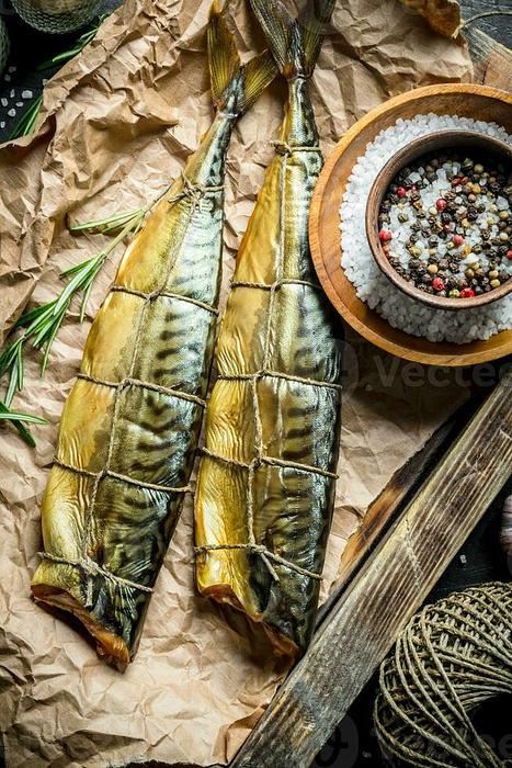 Whole Smoked Mackerel, Small (4)