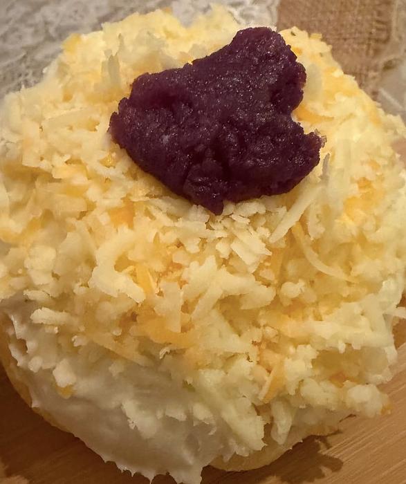 Ube Ensaymada