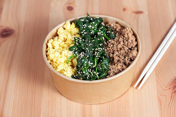 Sanshokudon (三色丼)