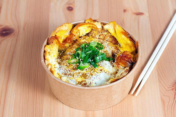 Katsudon (カツ丼)