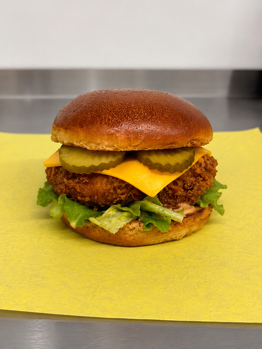 Cluckin' Spicy Burger 🌶️ 