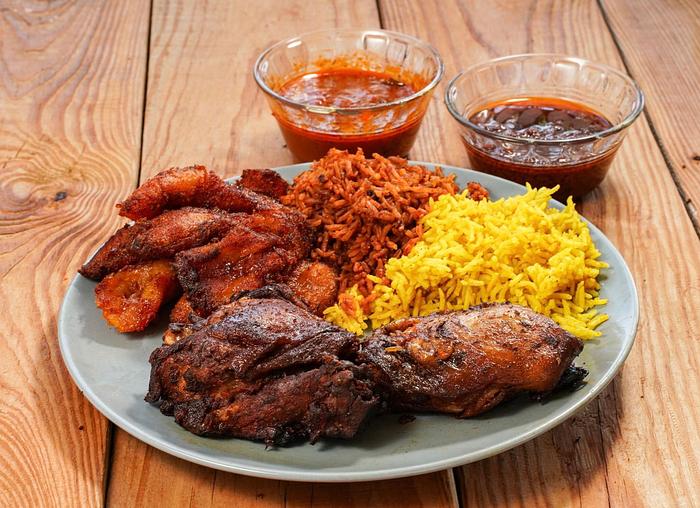 Smoked Thigh, 2 Sides